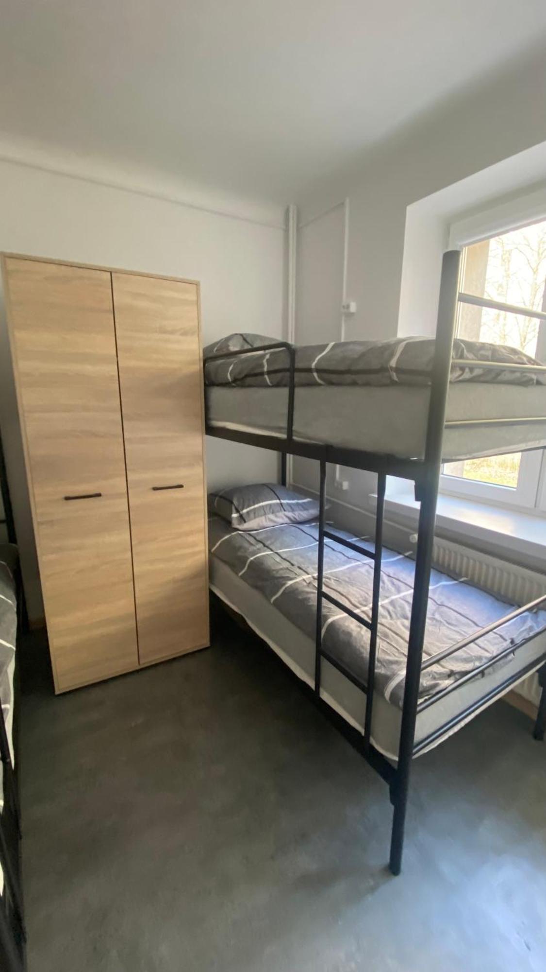 Hostel Harmonia Варшава Экстерьер фото