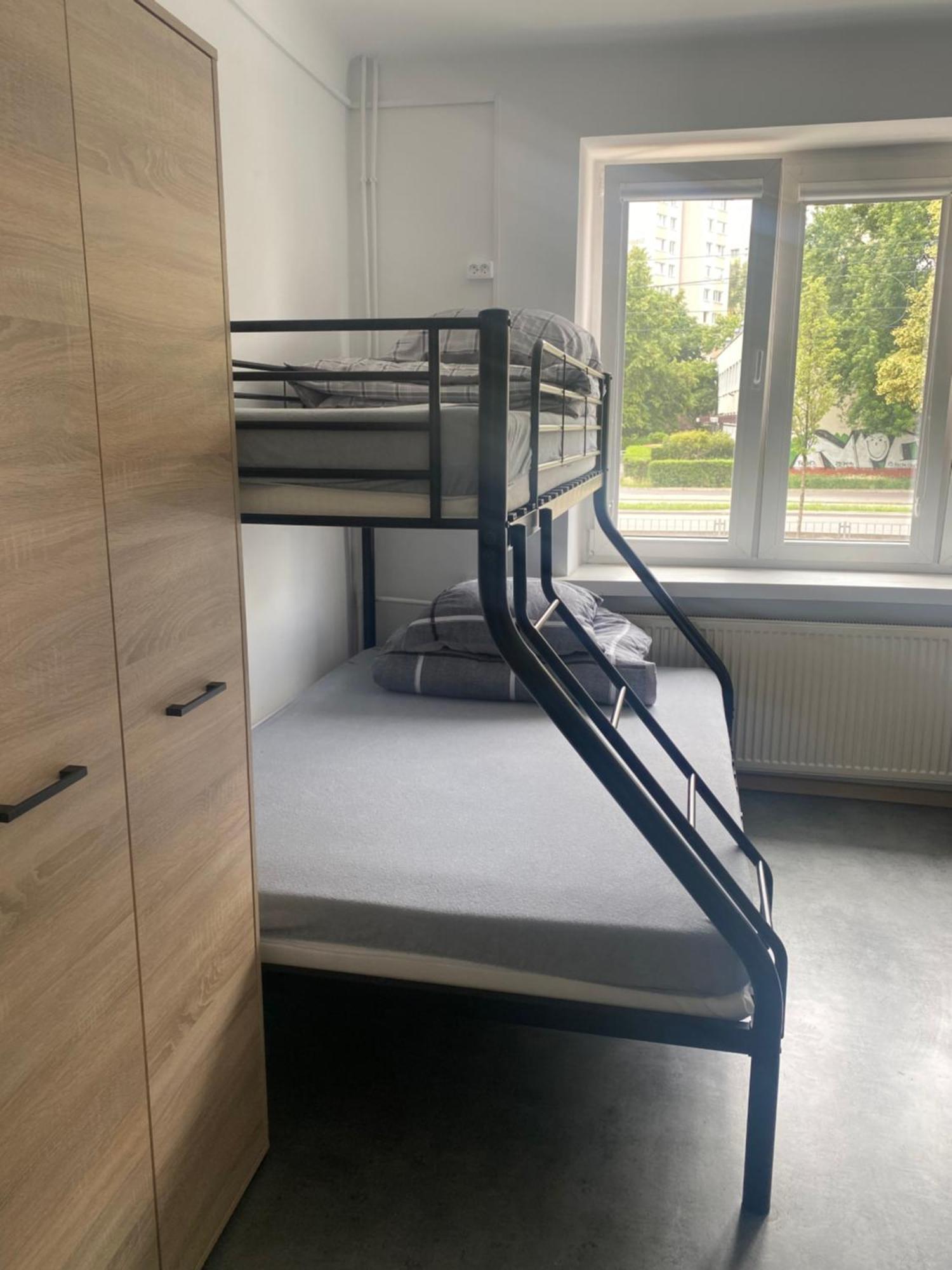 Hostel Harmonia Варшава Экстерьер фото